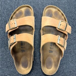 BIRKENSTOCK Arizona Oiled Leather Tobacco Brown